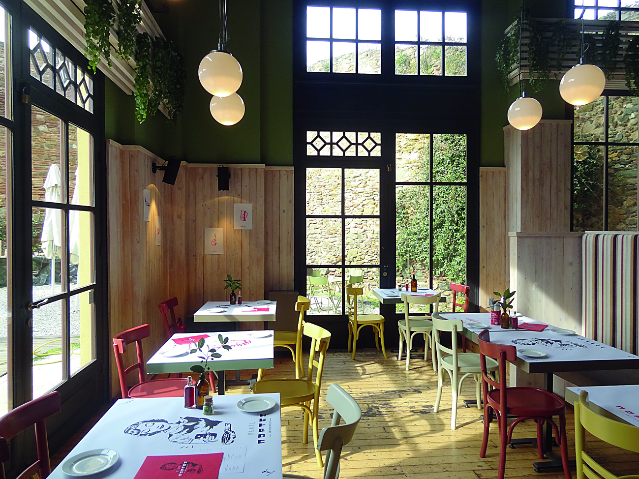 Εδώ Θεσσαλονίκη: Πόρτες στους μεζέδες