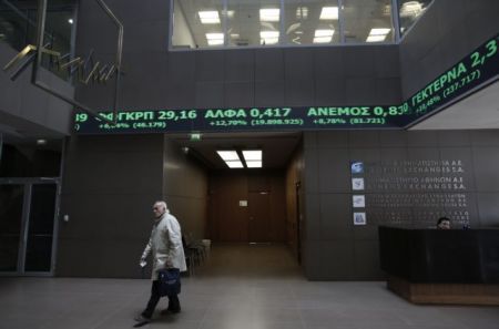 Athens Stock Exchange opens with loses on Friday morning