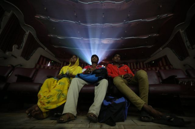 Ινδία: Αντιδράσεις για τη διακοπή προβολής ταινίας μετά από 20 χρόνια