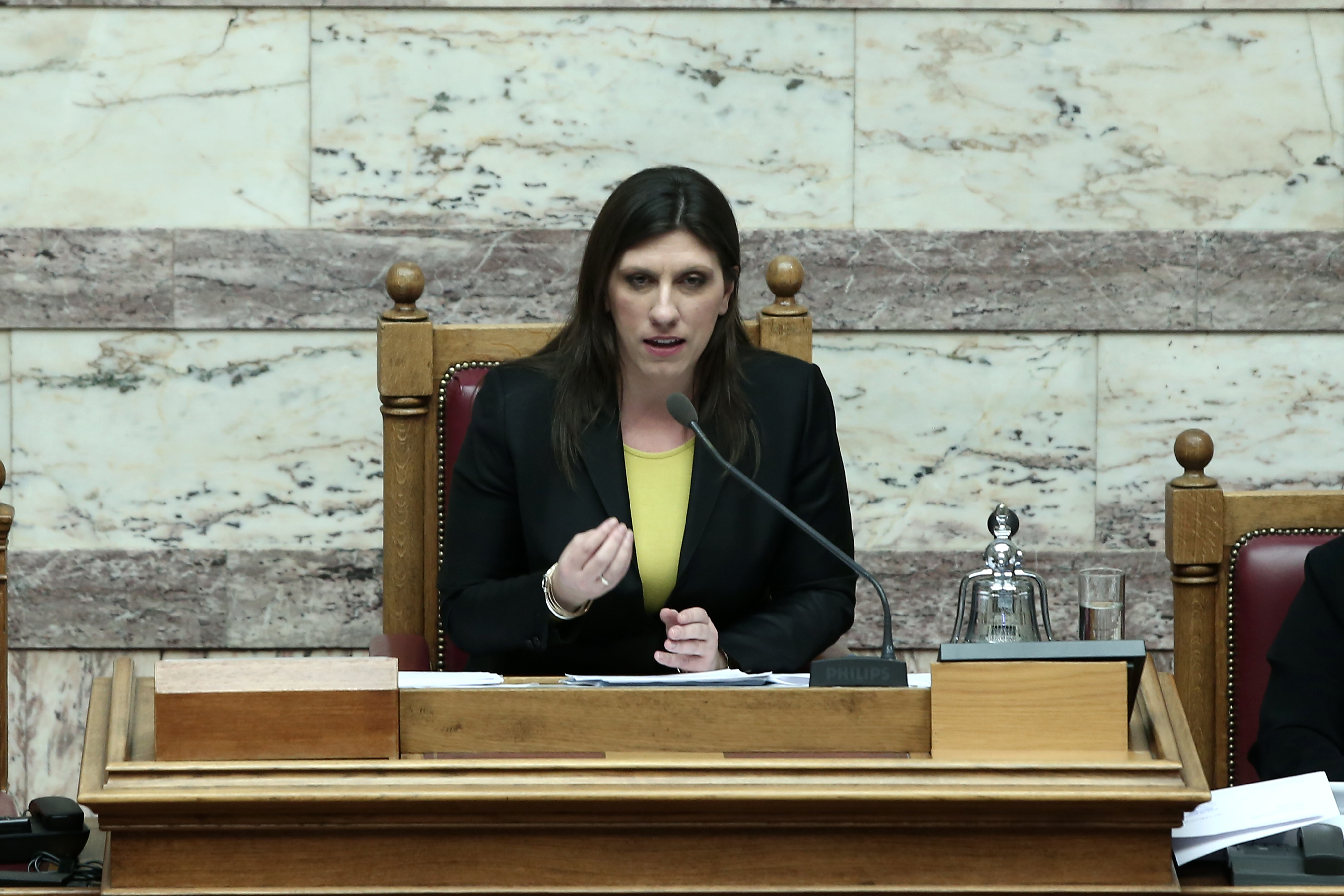 Η Ζωή διαψεύδει το ΠαΣοΚ για τα περί εμποδίων στον κοινοβουλευτικό έλεγχο