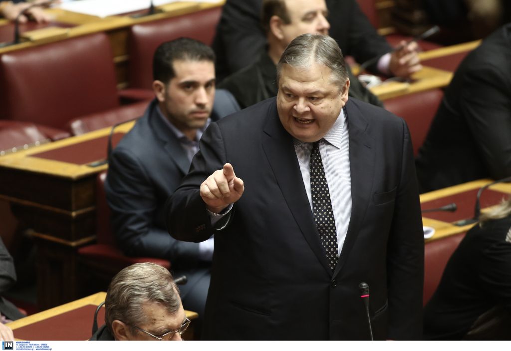 ΠαΣοΚ: Ωμή παραβίαση Συντάγματος η μη κύρωση της παράτασης από τη Βουλή