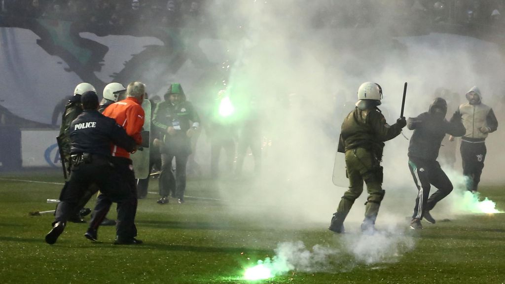 Kontonis to announce “indefinite suspension” of football competitions