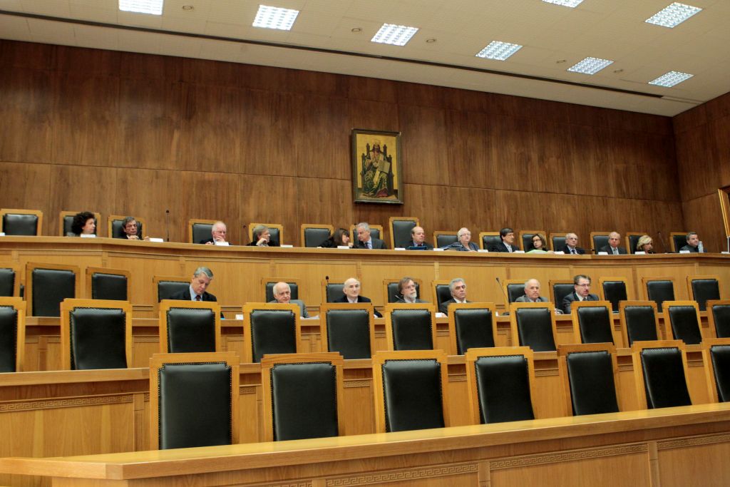 Η Ενωση Δικαστών & Εισαγγελέων καταδικάζει το πακέτο – βόμβα σε εφέτη