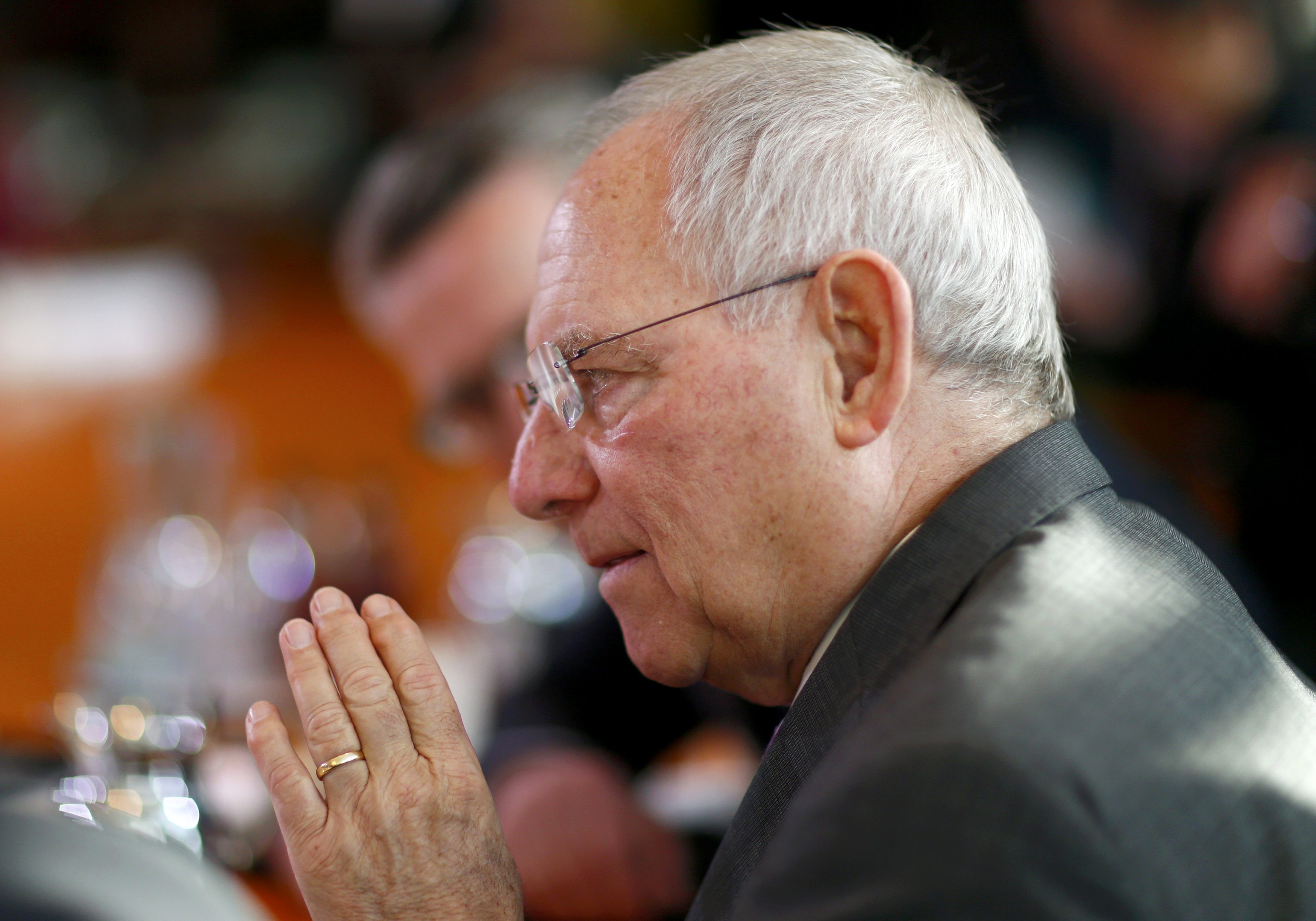 Schäuble doubts whether Greek government will maintain its promises