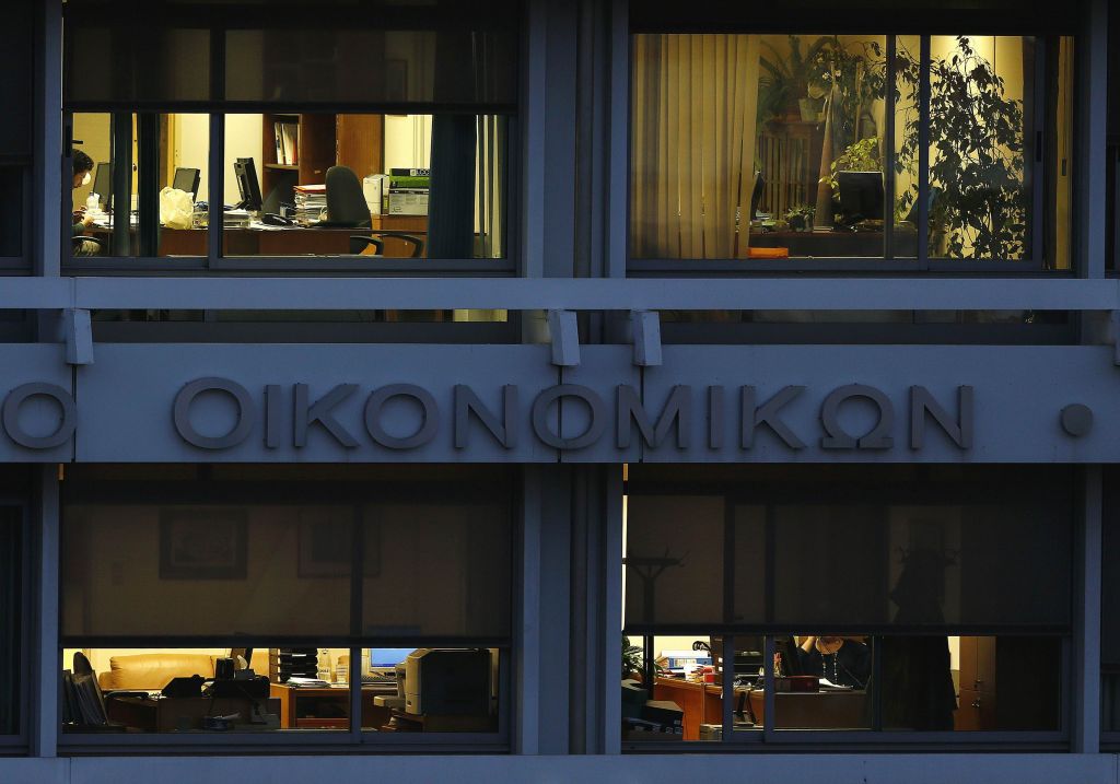 «Λιτός βίος» και μέτρα για να καλυφθούν οι ανάγκες του Μαρτίου