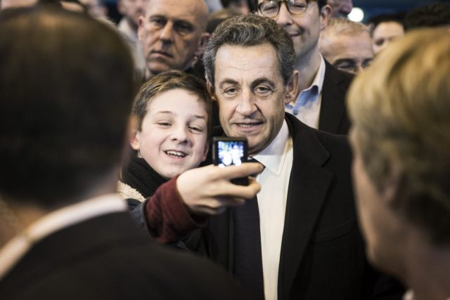 Ο Σαρκοζί υψώνει ανάχωμα στην Ακροδεξιά