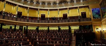 DW-Ισπανία:Κυβερνητική παροχολογία εν μέσω ανεργίας και εξώσεων