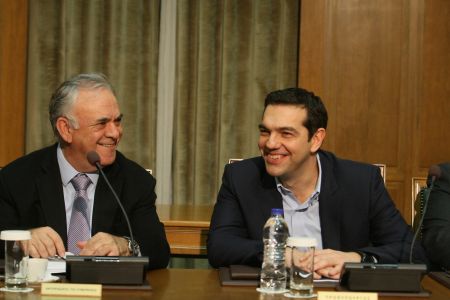 Κυβέρνηση: Κανένα πρόβλημα με την καταβολή μισθών και συντάξεων