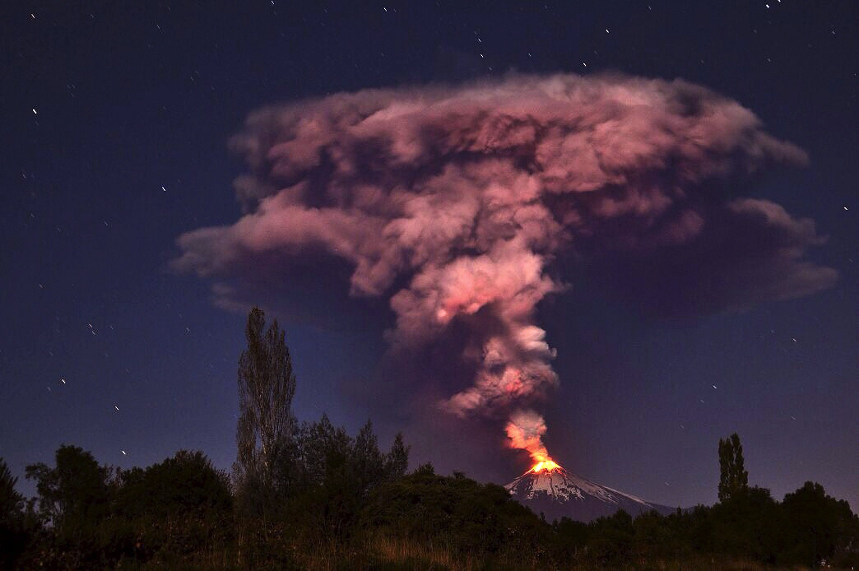 Χιλή: Εξερράγη το ηφαίστειο Βιγιαρίκα – Απομακρύνθηκαν 3.000 άνθρωποι