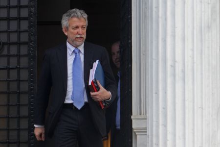 Κόντρα Κοντονή με διεθνείς ομοσπονδίες για το αθλητικό νομοσχέδιο