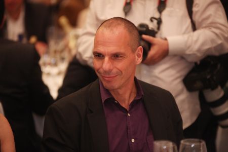 Βαρουφάκης: Θα επιλυθεί το πρόβλημα ρευστότητας της Ελλάδας