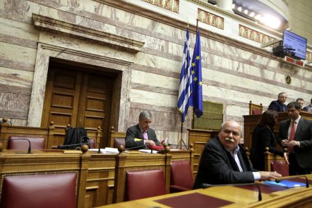 Βούτσης:Χώρα και κυβέρνηση σε ταξικό πόλεμο με τους δανειστές