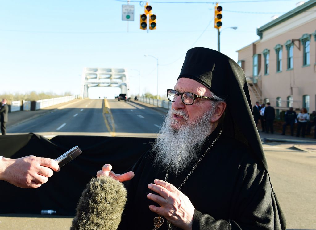 Αρχιεπίσκοπος Αμερικής Δημήτριος: Κάντε διακοπές στην Ελλάδα