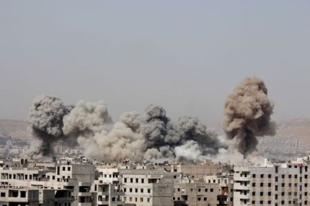 Συρία:  Bομβαρδισμοί σε διυλιστήρια που ήλεγχαν οι τζιχαντιστές-30 νεκροί