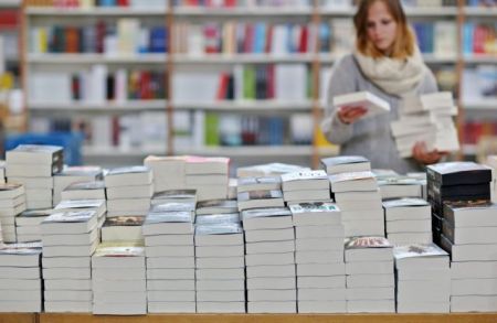 ΥΠΠΟΑ: Ομάδα εργασίας για τη χάραξη στρατηγικής για το βιβλίο