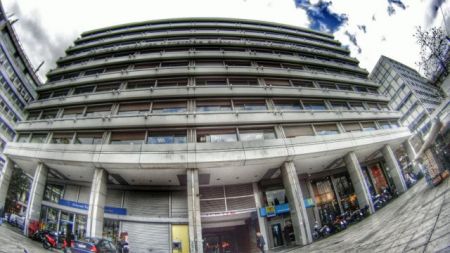 Υπουργείο Οικονομικών: Συνομιλούμε και δίνουμε τα στοιχεία στις τεχνικές ομάδες