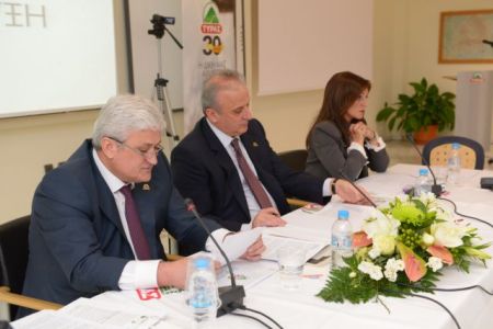 Οι τυροκόμοι που ξαναμοίρασαν την ελληνική αγορά γάλακτος