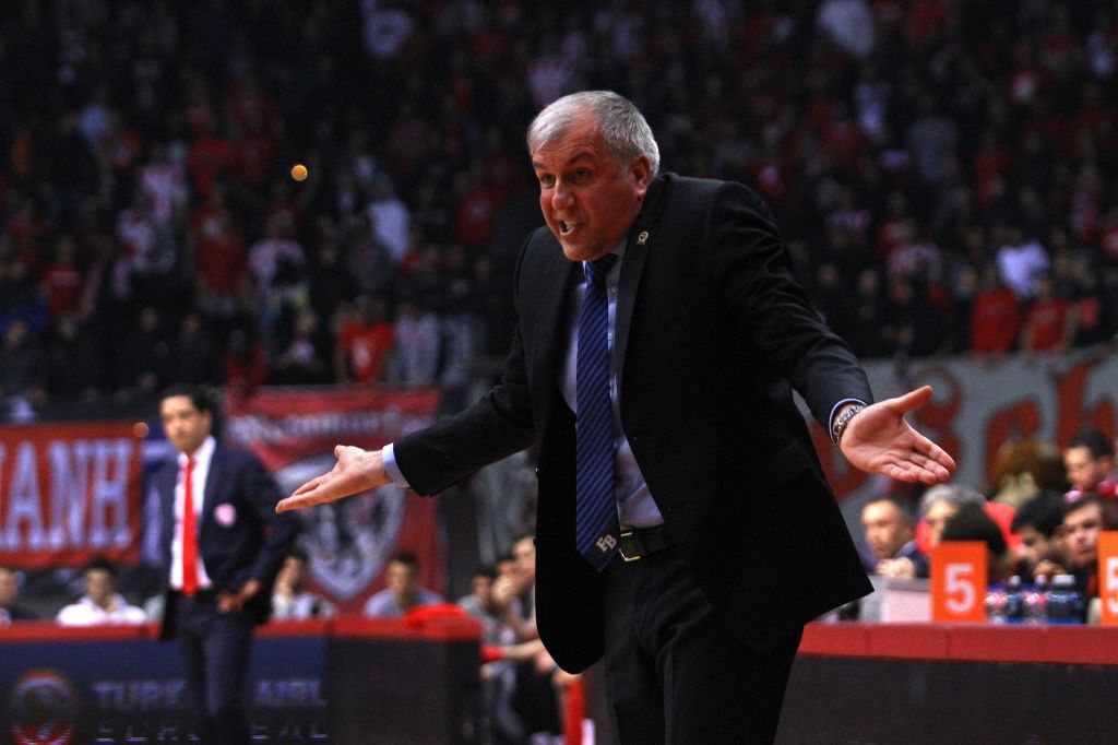 Για δύο ακόμα χρόνια στη Φενέρμπαχτσε ο Ομπράντοβιτς