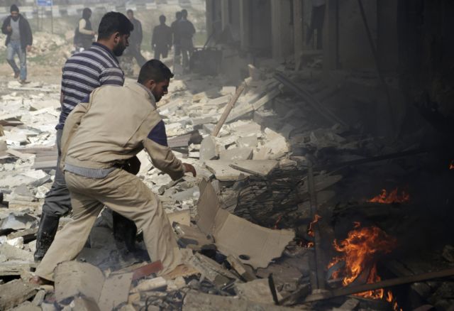 Τουλάχιστον 18 άμαχοι σκοτώθηκαν σε επιδρομές του στρατού κοντά στη Δαμασκό