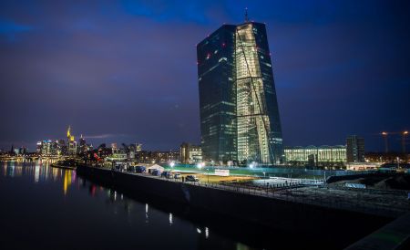 Χαμηλό το μερίδιο ηλεκτρονικών πωλήσεων στην Ελλάδα το 2014