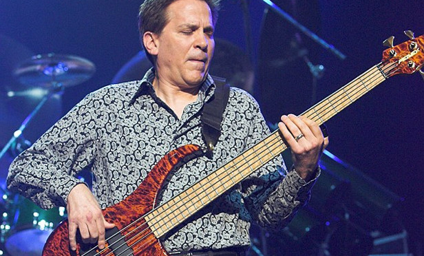 Πέθανε στα 59 του ο μπασίστας των TOTO Μάικ Πορκάρο