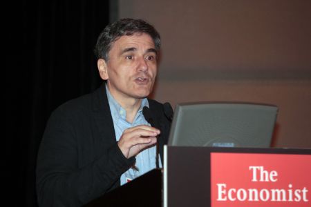 Τσακαλώτος:Πιέζουν να επιστρέψουν οι σχέσεις Ελλάδας – δανειστών σε όσα ίσχυαν