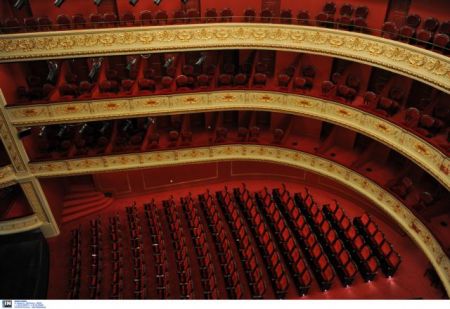 Το Δημοτικό Θέατρο Πειραιά πάει… Δημοτικό