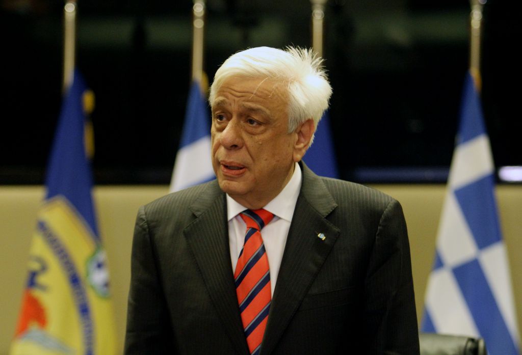 Στην Καλαμάτα ο Παυλόπουλος-Πρώτο ταξίδι ως Πρόεδρος Δημοκρατίας