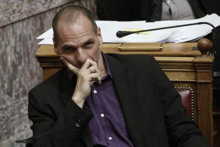 Βαρουφάκης προς Neo Magazin Royale: Ζητήστε συγνώμη