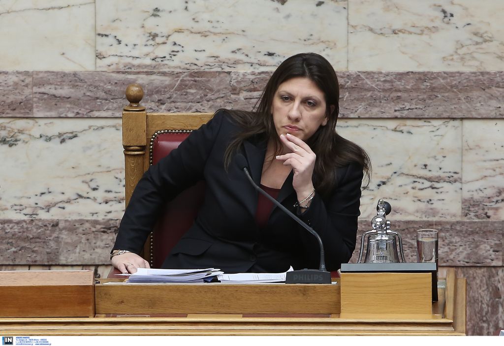 Κωνσταντοπούλου vs Σαμαρά για «σεξιστικές-ρατσιστικές διατυπώσεις»