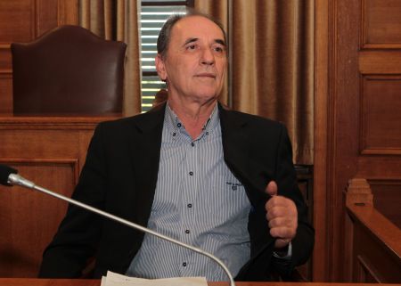 Σταθάκης: Σύγκρουση συμφερόντων πίσω από την Παράκτιο Μέτωπο Α.Ε.