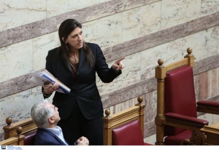 Η Ζωή, το… κοτέτσι και ο Μπαλτάκος