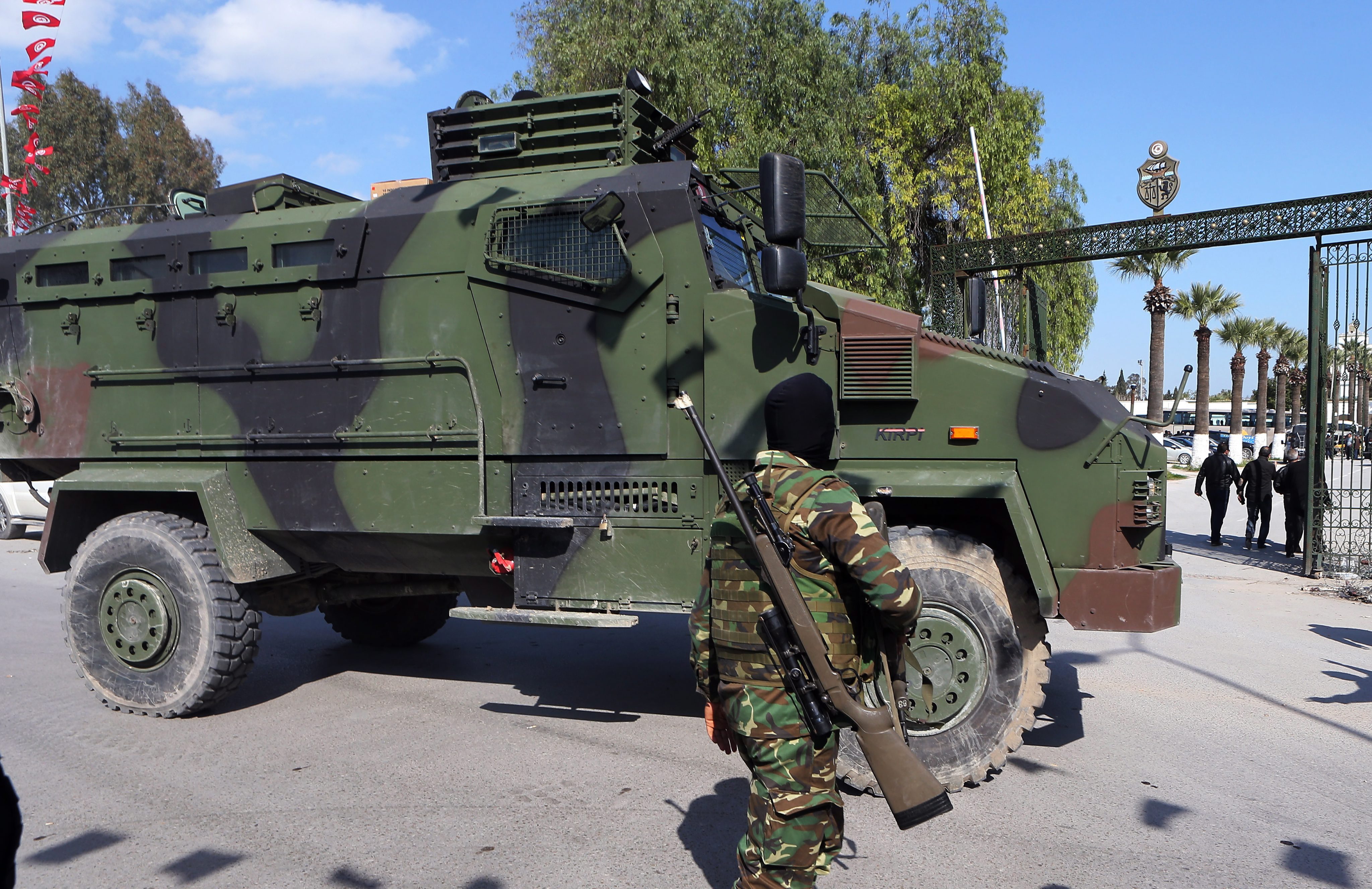 Υπό το σοκ της επίθεσης στο Μουσείο η Τυνησία- Στο δρόμο ο στρατός