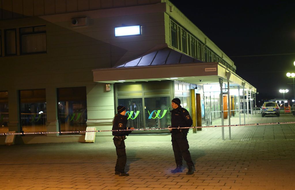 Αντίπαλες συμμορίες σπέρνουν τον τρόμο σε εστιατόριο του Γκέτεμποργκ