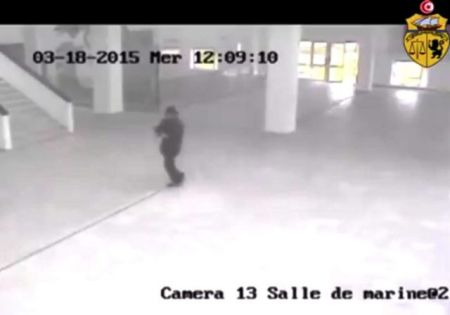 Τυνησία: Οι αρχές δημοσιοποίησαν βίντεο με τους δύο δράστες