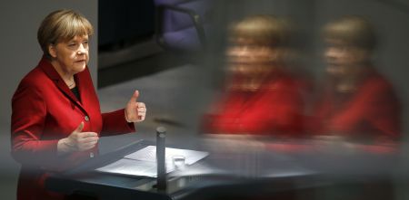 Μέρκελ: Δεν αναμένονται λύσεις για την Ελλάδα ούτε στη Σύνοδο Κορυφής, ούτε στη συνάντηση της Δευτέρας