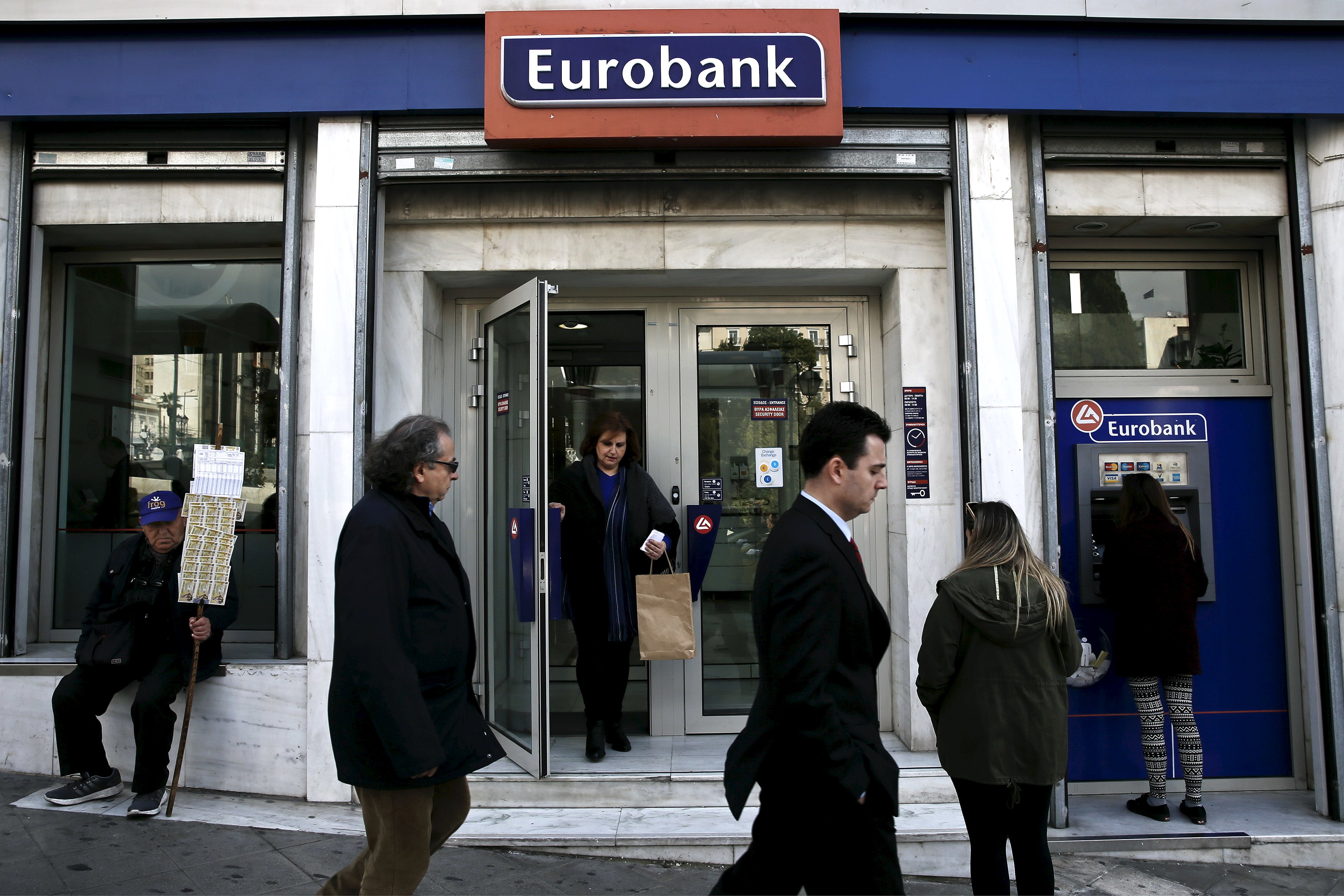 Eurobank: Βελτίωση μέσω των δαπανών στον προϋπολογισμό