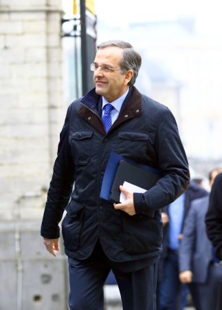 Σαμαράς: «Ναι» σε κυβέρνηση ενότητας για την παραμονή στο ευρώ