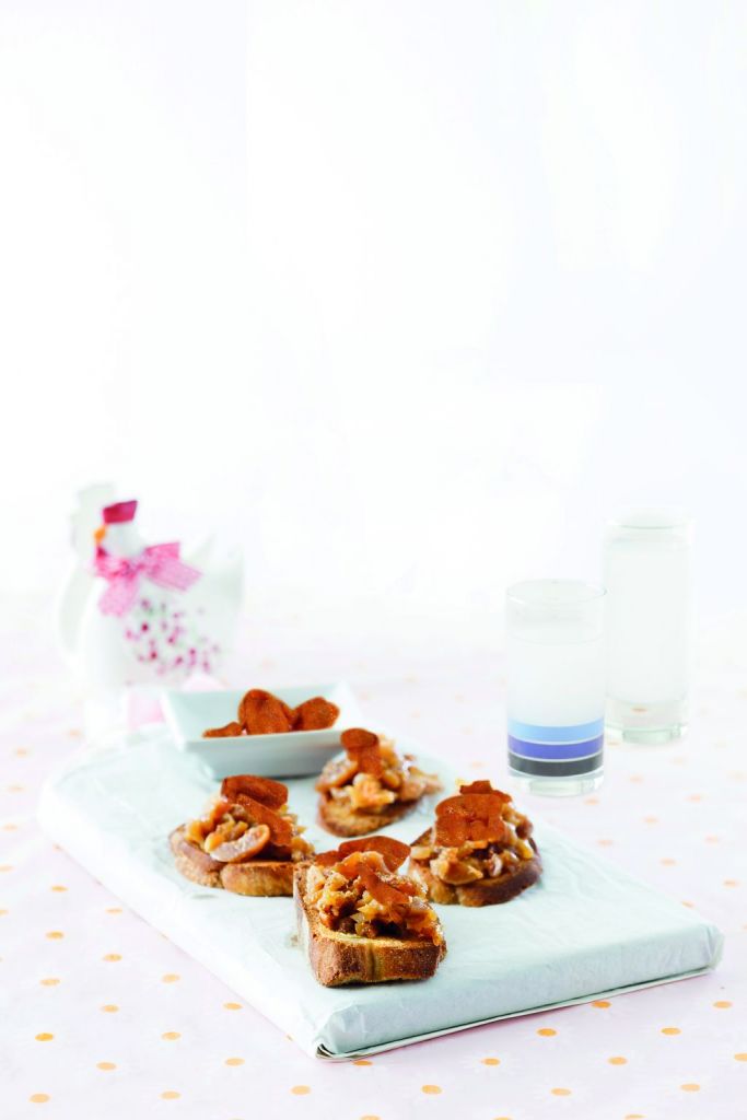 Κροστίνι με αποξηραμένα σύκα Ταξιάρχη Ευβοίας