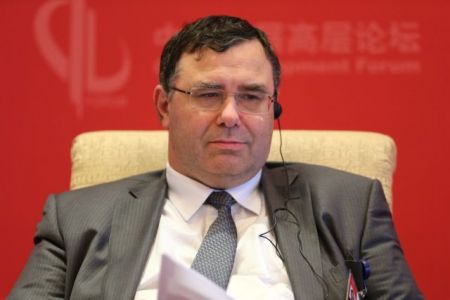 Επένδυση στη Ρωσία μέσω Πεκίνου