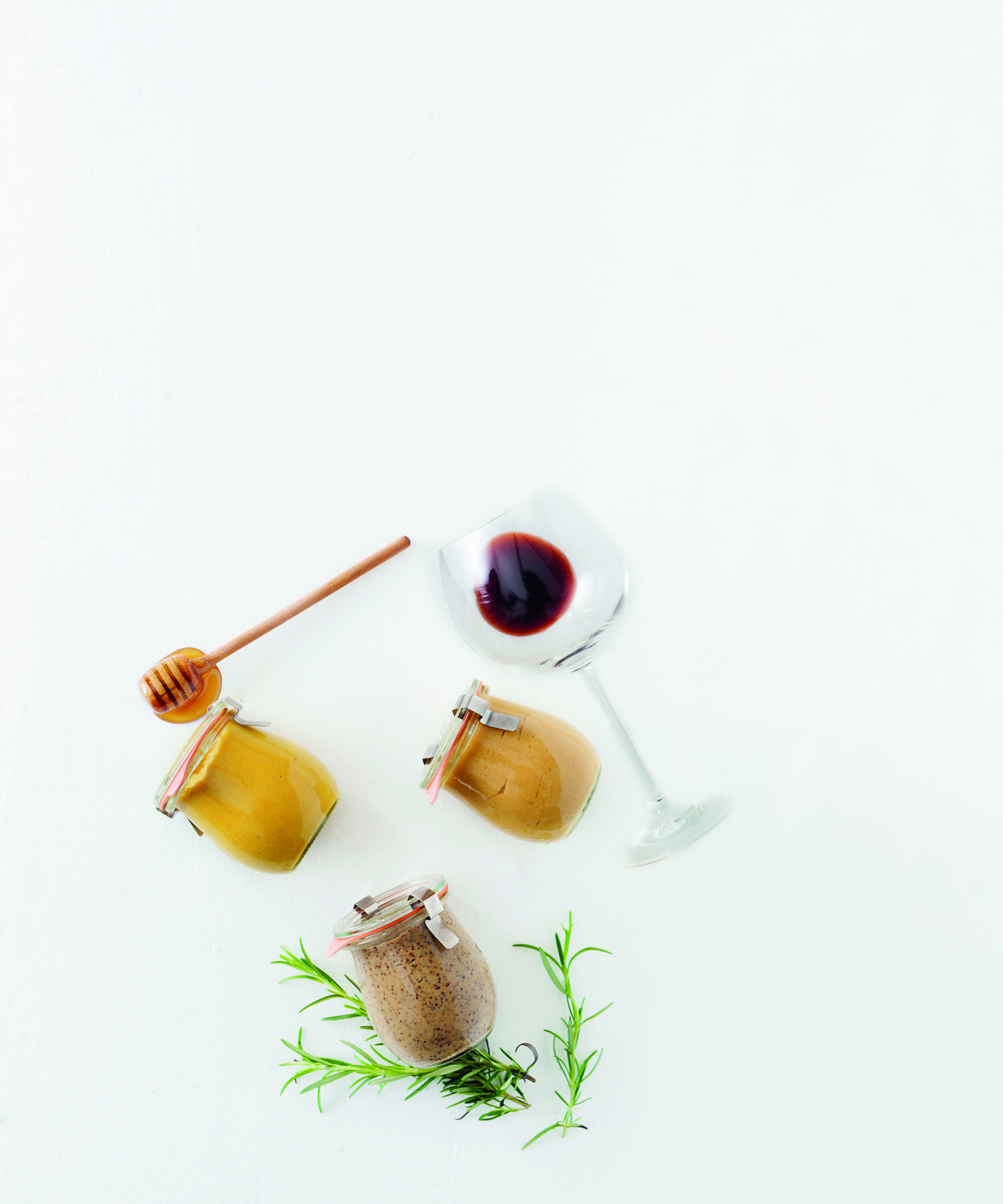 Μουστάρδα δίχρωμη με γλυκό κρασί