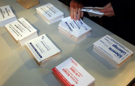 Γαλλία: Δεξιά παλινόρθωση με πρώτο το κόμμα του Σαρκοζί στις περιφερειακές εκλογές