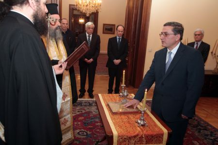 ΤτΕ: Ορκίστηκε Υποδιοικητής ο Θ. Μητράκος