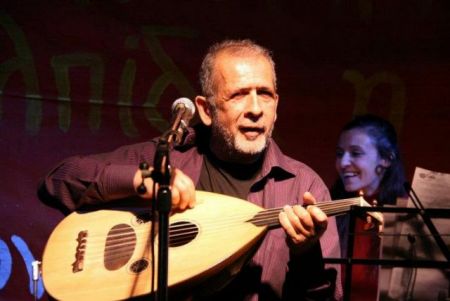 Πέθανε σε ηλικία 65 ετών ο σολίστ του μπουζουκιού Χρ. Κωνσταντίνου