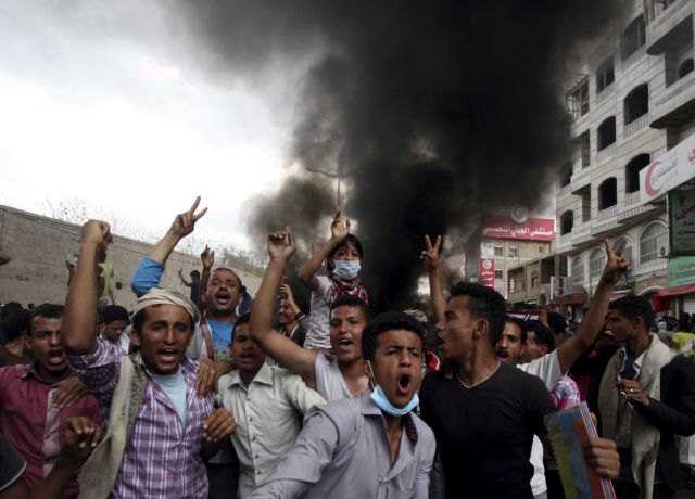 Τουρκία: Στηρίζει τις επιδρομές της Σαουδικής Αραβίας στην Υεμένη
