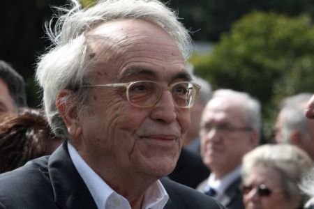 Πυρά δημάρχων κατά Μπαλτά για τις απλήρωτες σχολικές καθαρίστριες