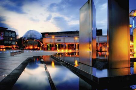 Προς το αύριο