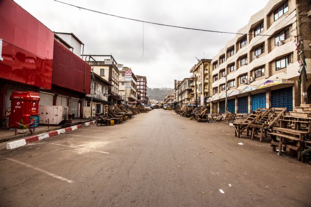 Σιέρα Λεόνε: Απαγόρευση κυκλοφορίας για τρεις ημέρες λόγω Εμπολα | tovima.gr