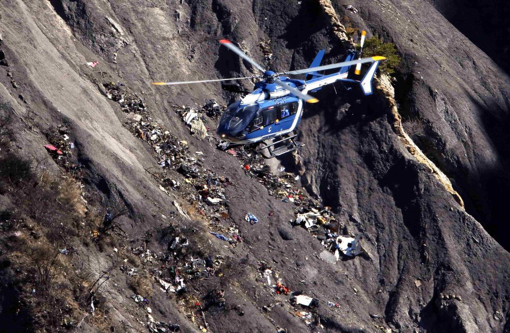 Germanwings: Συνεχίζεται η περισυλλογή των σορών