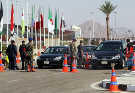 Χάος στην Υεμένη, όπου φύγει-φύγει οι ξένοι διπλωμάτες